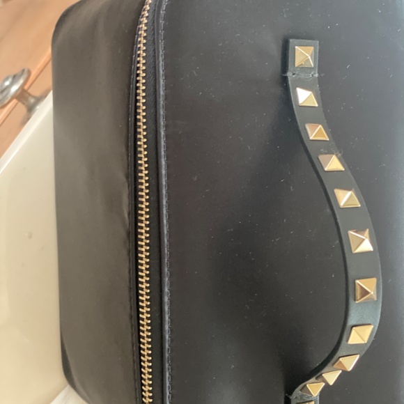 AUTHENTIC VALENTINO VANITY - Picture 6 of 8